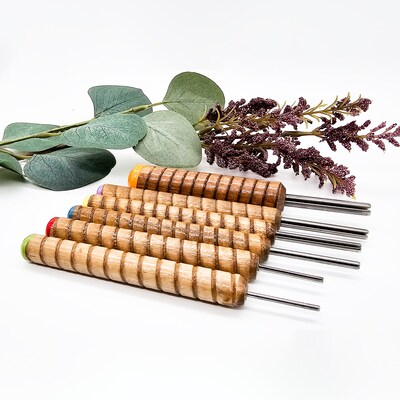 Single Paper Bead Roller with Slotted Pin - image1